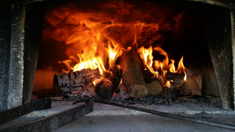 pizzeria-FAYENCE-min_wood-fired-oven-1960099